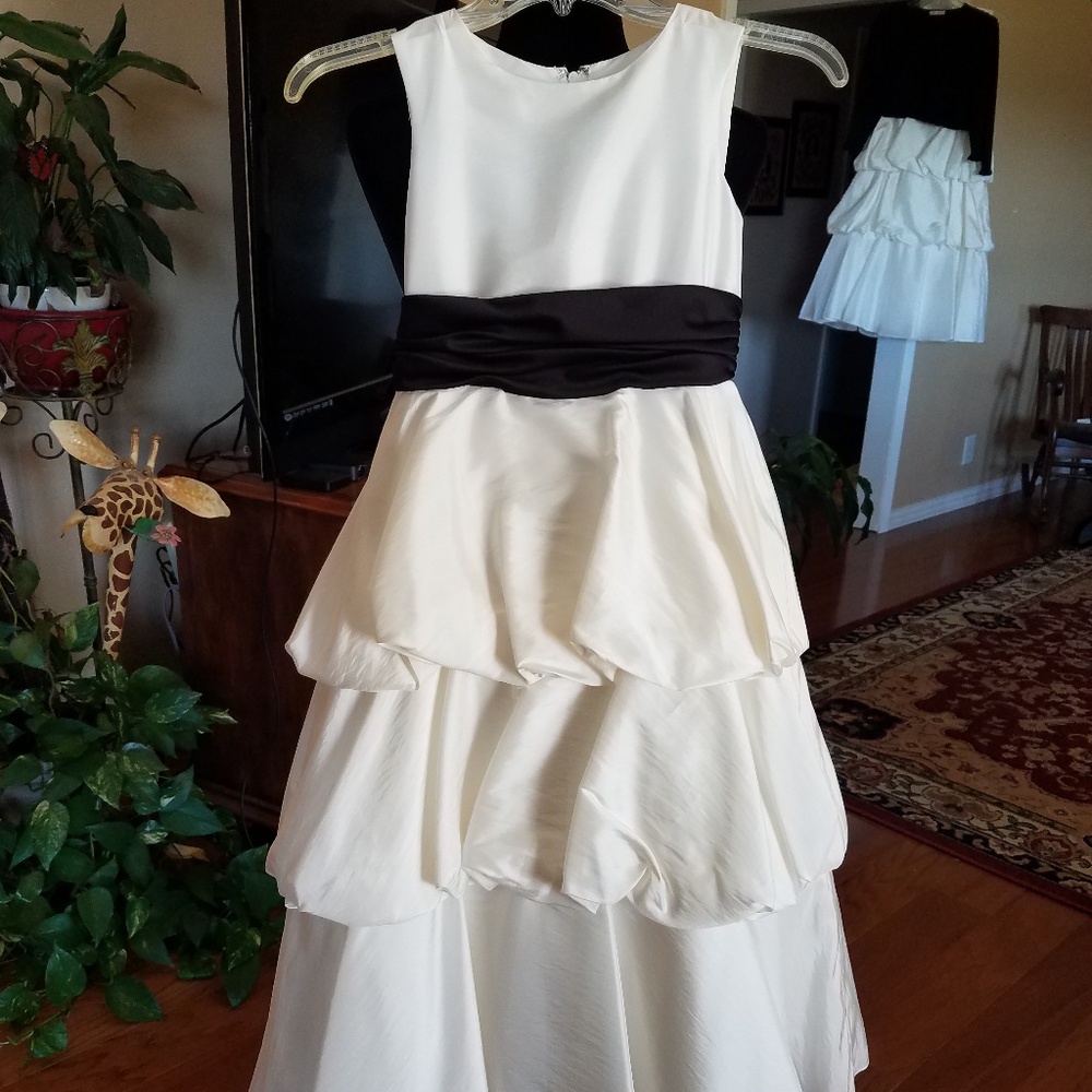 Size 7 Sweet Beginning Flower Girl Dress